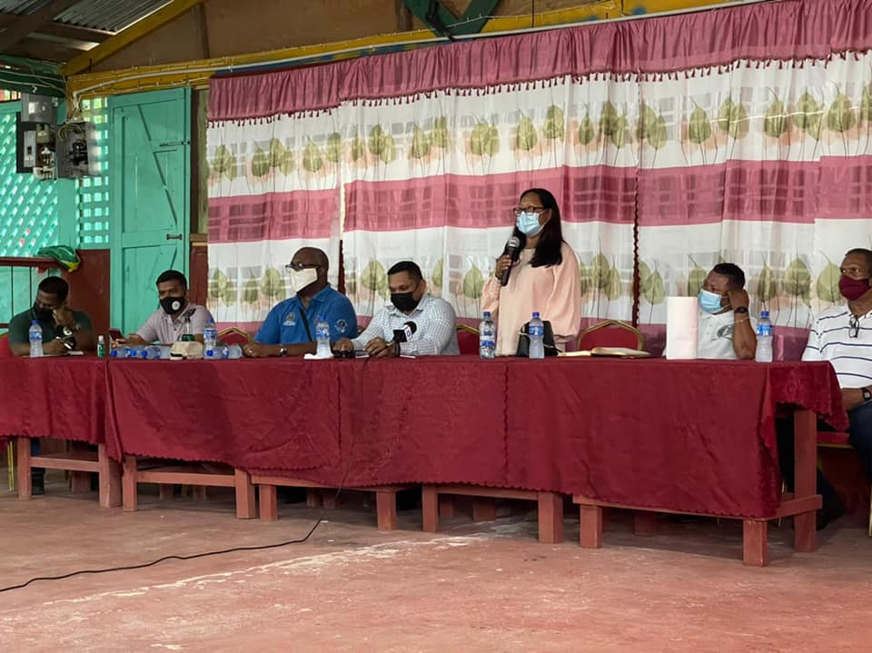 Minister of Amerindian Affairs, Hon. Pauline Sukhai and Minister of Natural Resources Hon. Vickram Bharrat during the walkabout in Mahdia's business district.