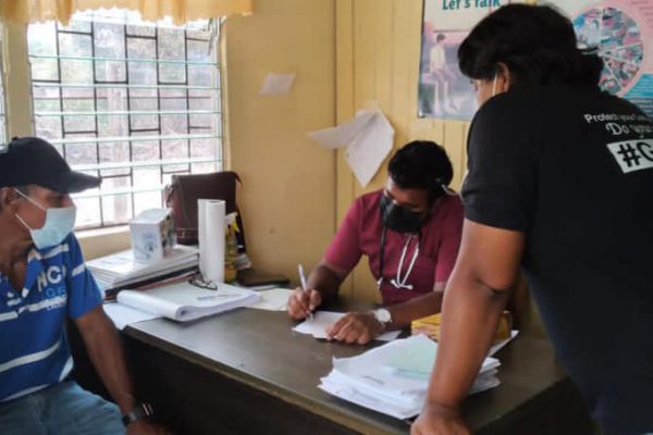 A doctor attends to a patient during the medical outreach in Mainstay/Whyaka