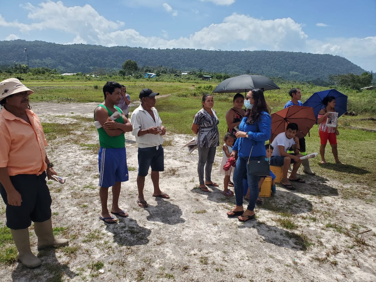 Minister of Amerindian Affairs, Pauline Sukhai Interacting with residents of Chenapou, Region Eight